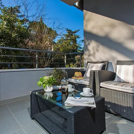 公寓 杜布罗夫尼克格雷斯达公寓